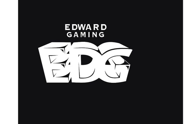 球星被拍到训练加练远射，努力程度获认可