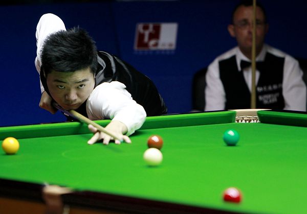 拜仁德甲13轮净胜球+40五大联赛第一，比第二名巴萨多了15球