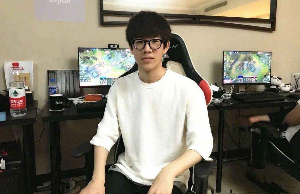 逼平与小负 逼平与小负